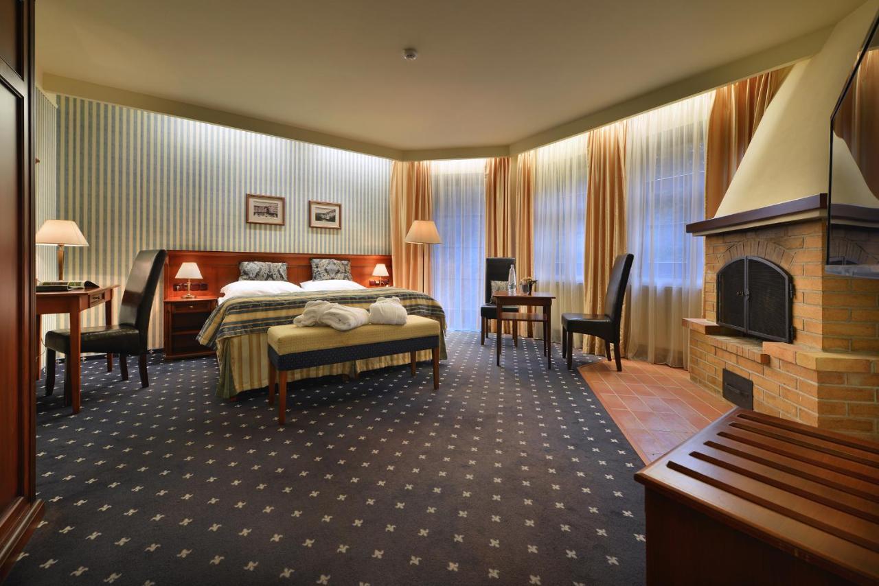 Hotel Morris Relax & Wellness Марианске-Лазне Экстерьер фото
